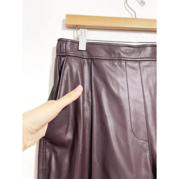 HUGO BOSS NWT Teruna Faux Vegan Leather Jogger Pants in Burgundy Size 8 - Picture 8 of 12